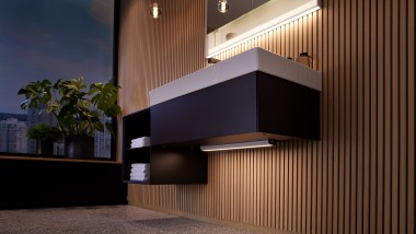 Mirror cabinet with light strip (© Geberit)